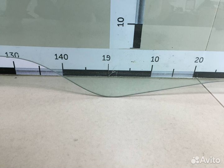 Стекло двери передней правой Chevrolet Cruze J300