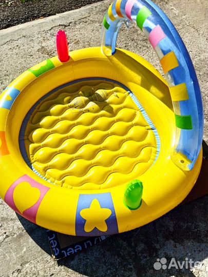 Бассейн для малышей