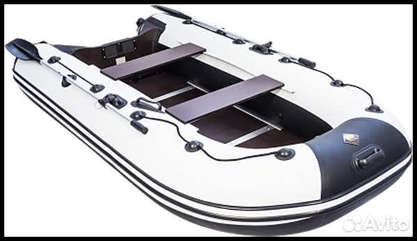 Лодка Ривьева 2900ск