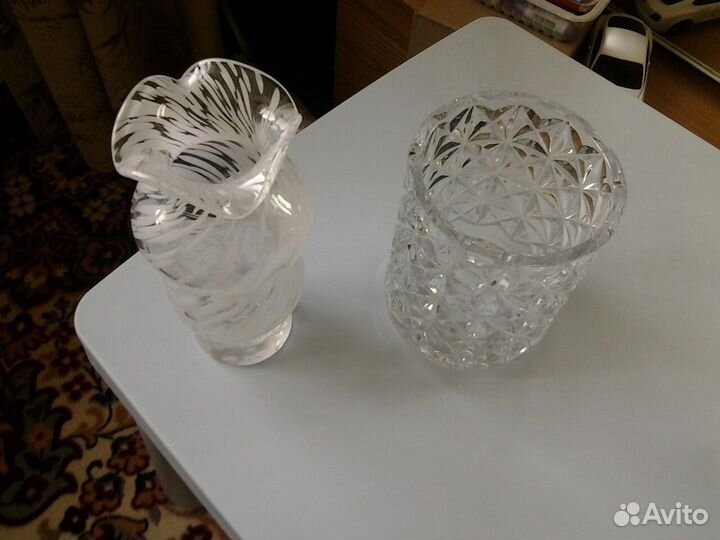 Вазы для цветов,молочное стекло из СССР, керамика