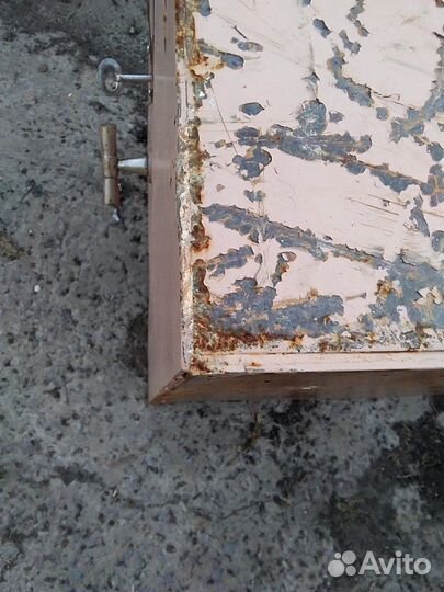 Сейф металлический