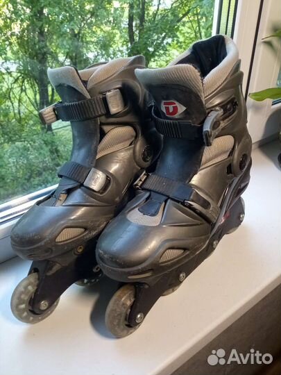 Роликовые коньки