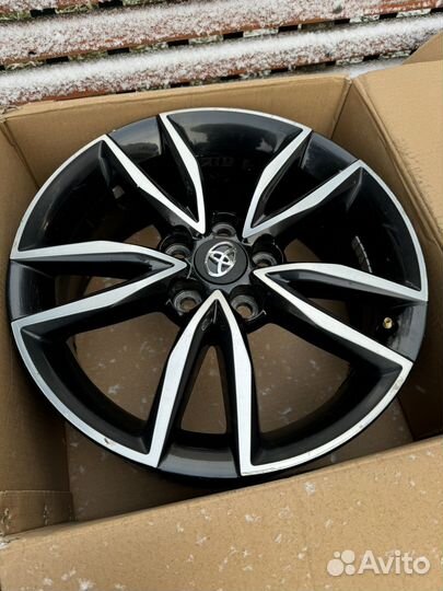 Диски на toyota camry r17