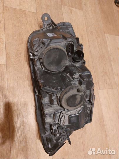 Фара 7E1941015ad