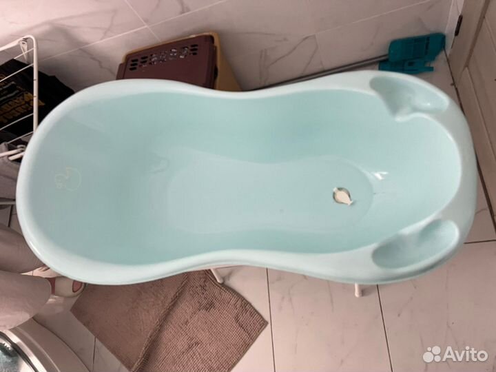 Детская ванночка с подставкой