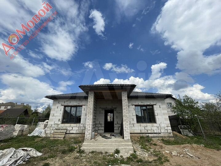 Дом 100 м² на участке 8 сот.