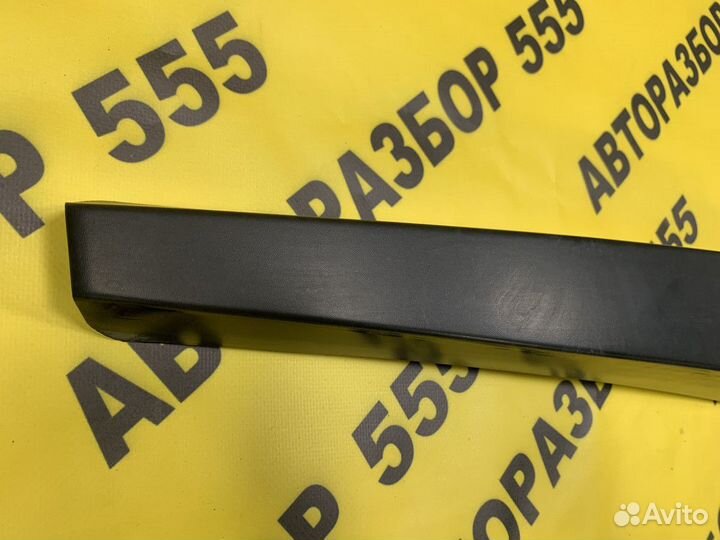 Накладка на стойку левая Renault Megane 2