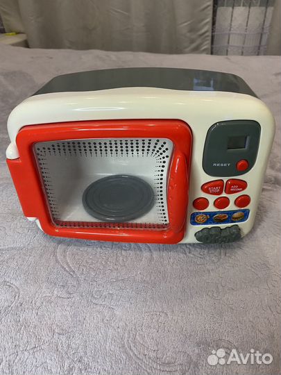 Игрушечная микроволновка