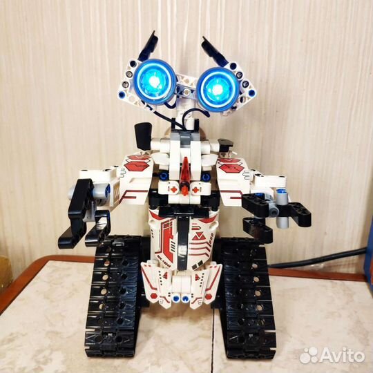 Lego робот Валли новый