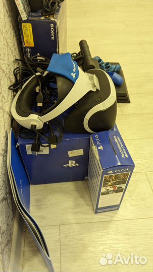 Sony Playstation 4 Pro 1 Tb + VR очки