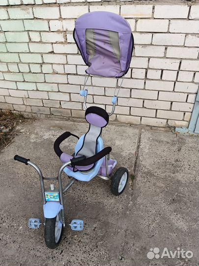 Детский трехколесный велосипед