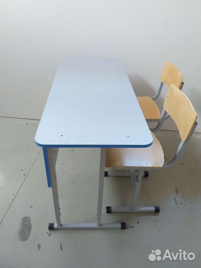 Школьная мебель