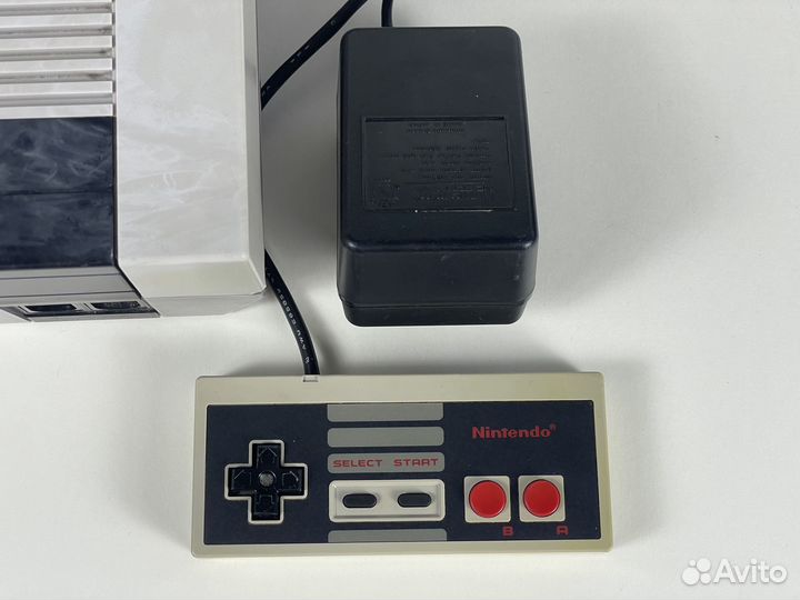 Консоль Nintendo Entertainment System