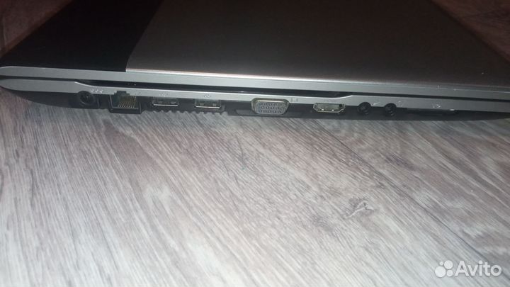 Ноутбук samsung rv511