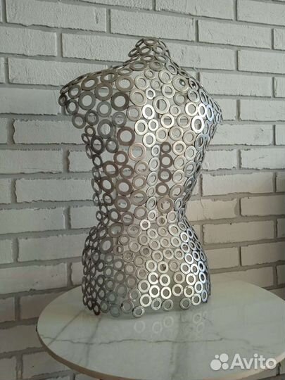 Скульптура из металла