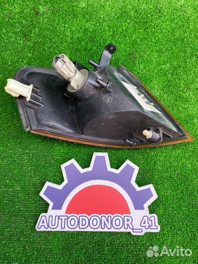 Габарит передний левый Nissan Ad vhny11 QG18DE