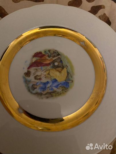 Сервиз чайно-столовый Мадонна Thun золочение