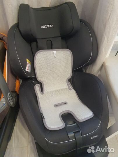 Автокресло Recaro поворотное 0-18 кг