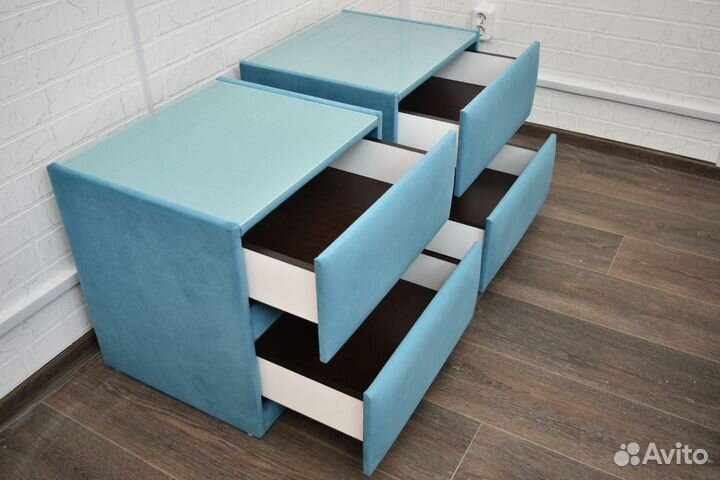 Прикроватные тумбы