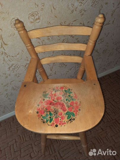 Стульчик для кормления