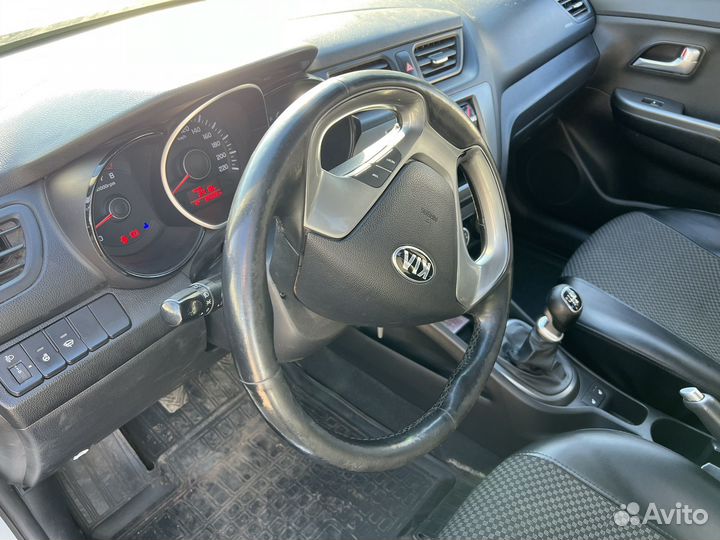 Kia Rio 1.4 МТ, 2015, 167 223 км