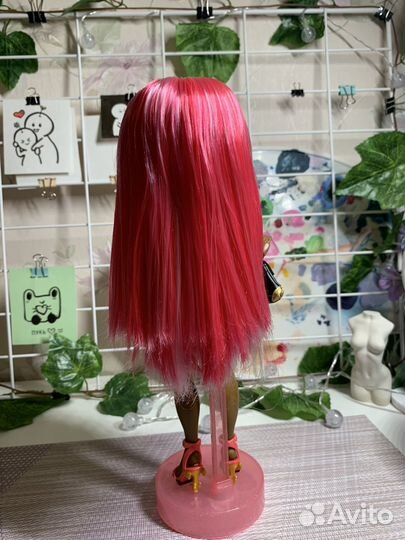 Кукла Rainbow high Дарья Розелин Daria Roselyn