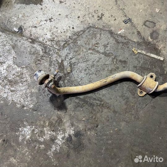 Стабилизатор передний Toyota Carina 6 (T190) 1992