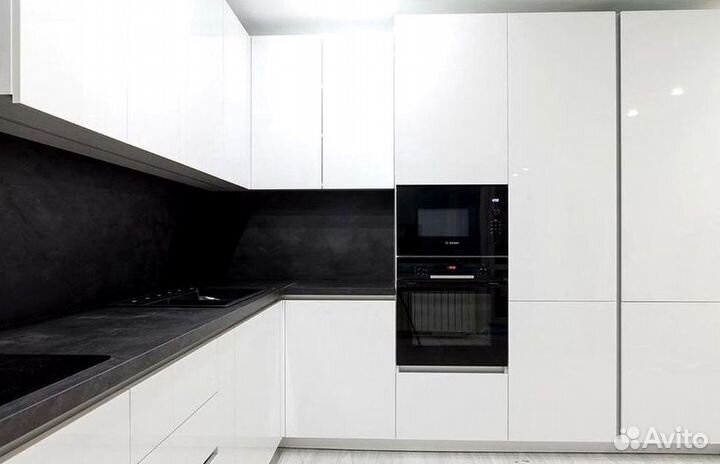 Кухня в потолок на заказ