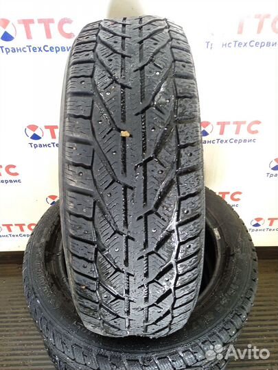 Tigar Ice 215/55 R17