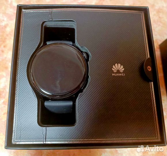 Смарт-часы huawei Watch 3