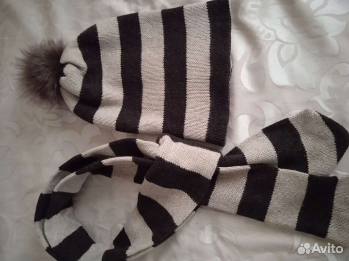 Комплект шапка и шарф