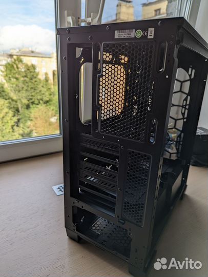 Корпус Corsair Cristal 460х