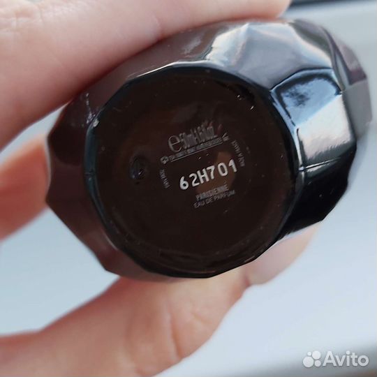 Парфюм Yves Saint Laurent