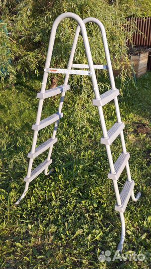 Лесенка для каркасного бассейна