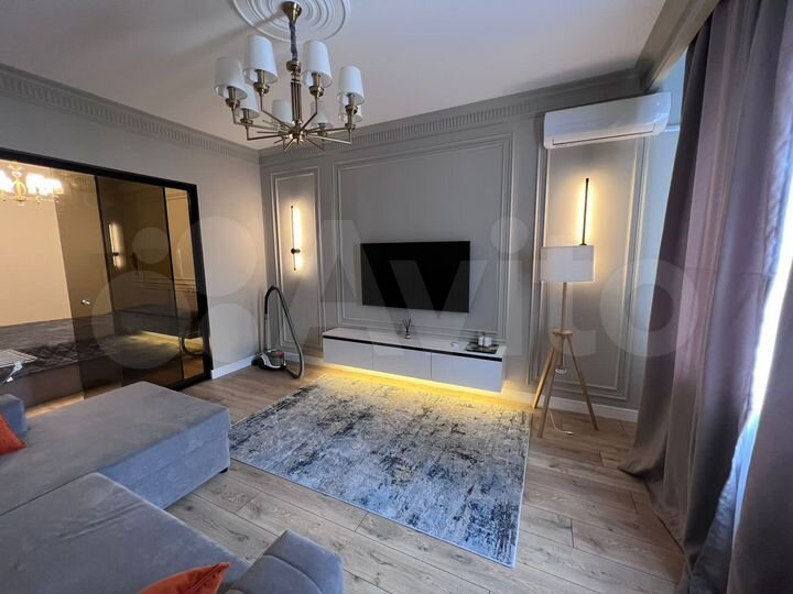 2-к. квартира, 55 м², 12/18 эт.