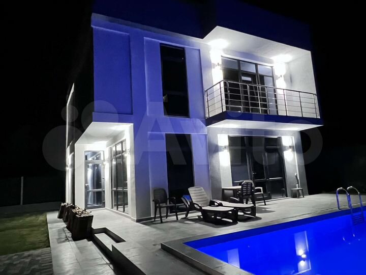 Дом 212 м² на участке 5,3 сот.