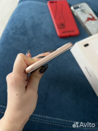 Телефон iPhone 8 plus