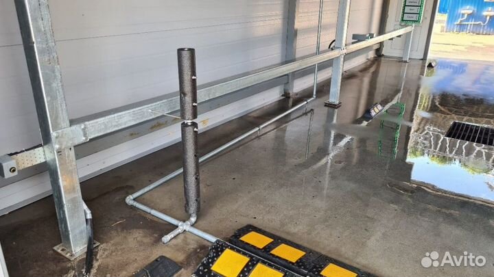 Робот автомойка