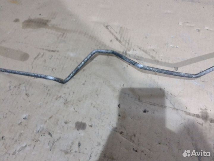 Трубка кондиционера Nissan Bluebird U14