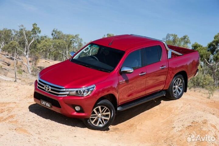 Порог / подножка левая Тойота Хайлюкс / Hilux