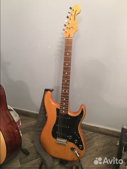 Электрогитара Fender Stratocaster USA
