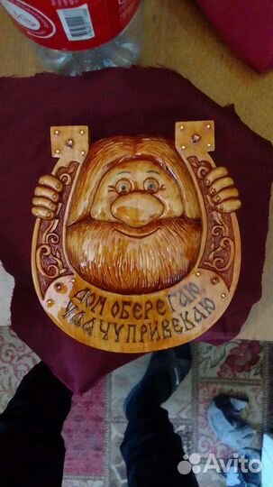 Подкова с лошадью на заказ