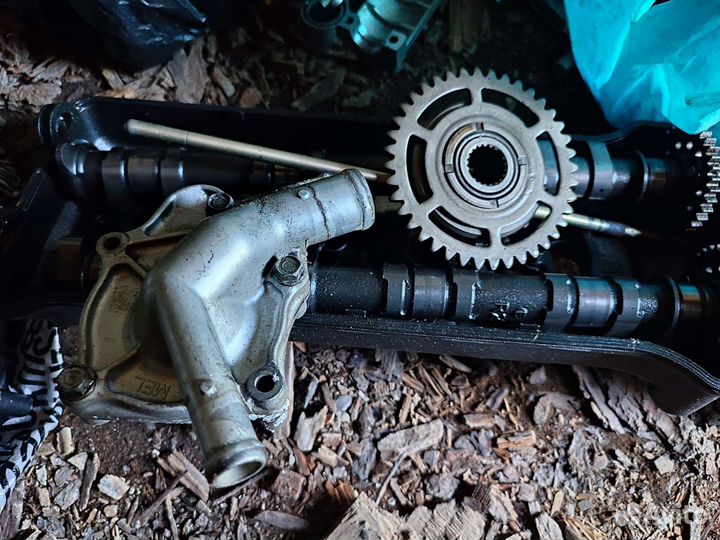 Honda cbr1000 rr двигатель в разборе