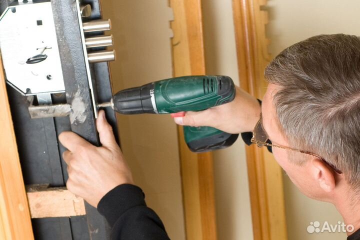 Вскрытие и замена замков