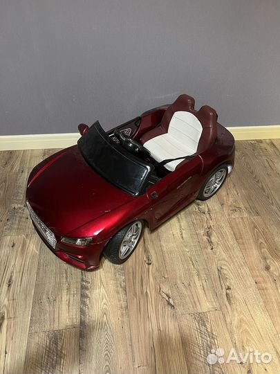 Детский электромобиль