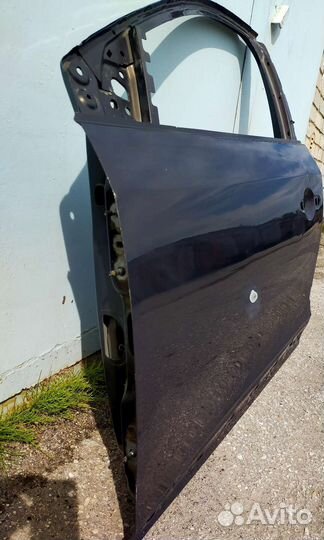 Дверь передняя левая renault fluence 801015934r