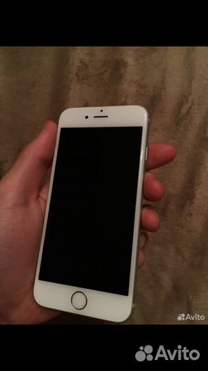 iPhone 6S, 64 ГБ