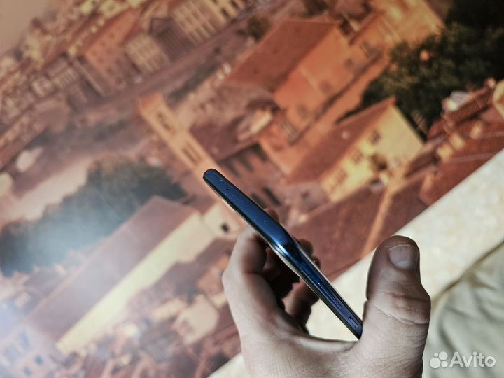 Samsung Galaxy A30, 3/32 ГБ