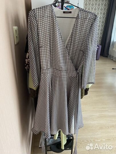 Женская одежда