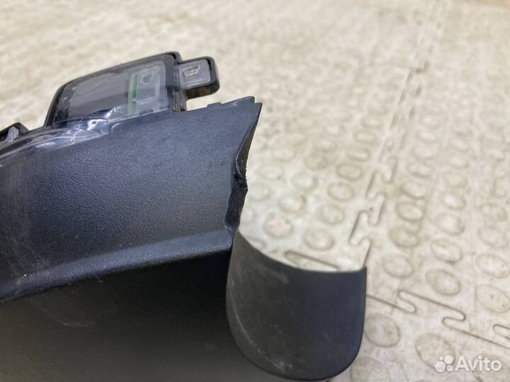 Повторитель зеркала правый Volkswagen Polo MK5